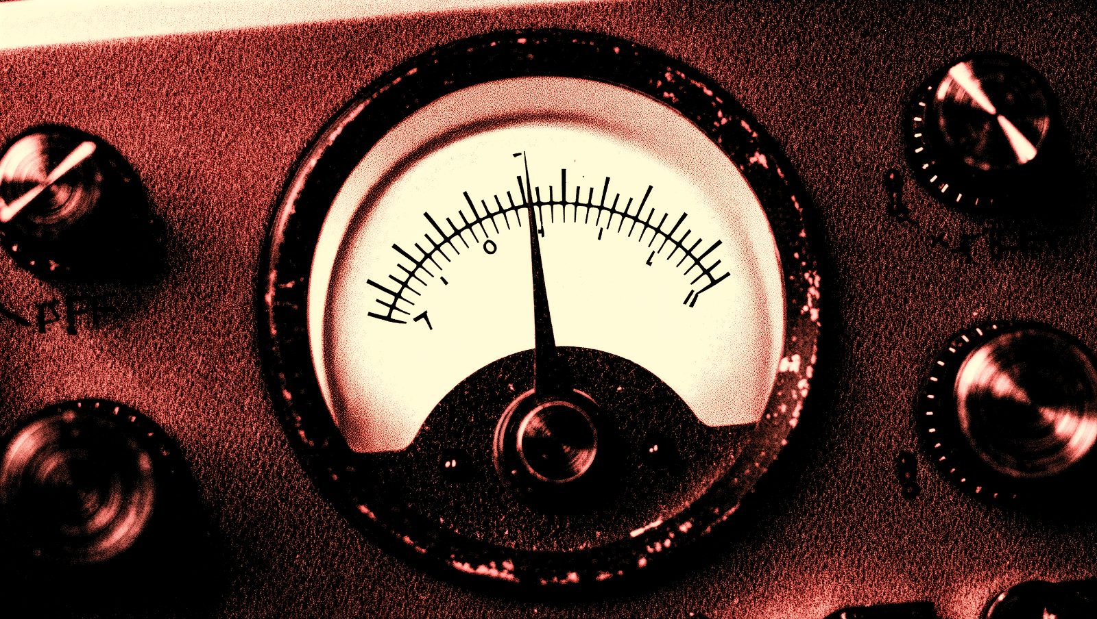 Dial de radio FM vintage con estática, estilo grunge retro halftone